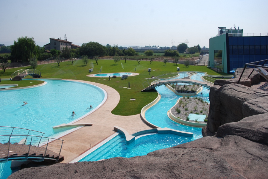 Impermeabilizzazione piscine Aquardens con prodotti Volteoc